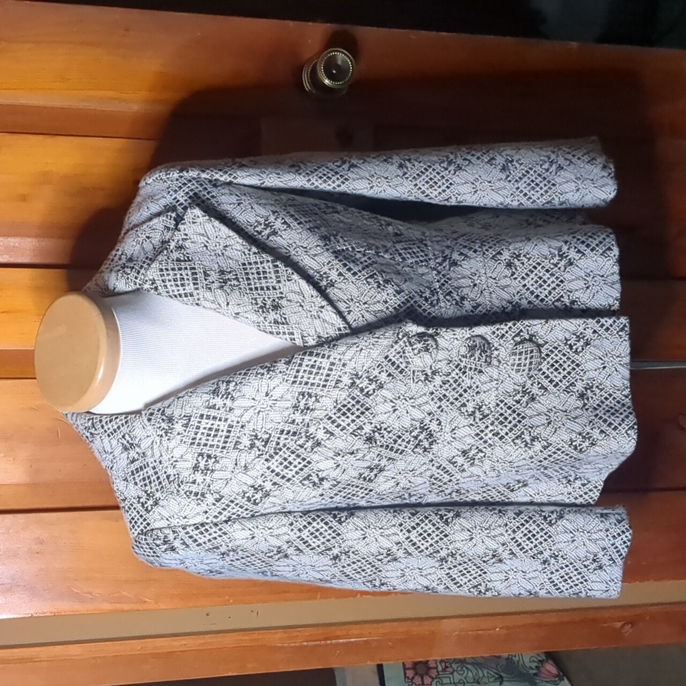 TRIBAL* long sleeve peplum style 3 button satin lined wool blend jacket blazer